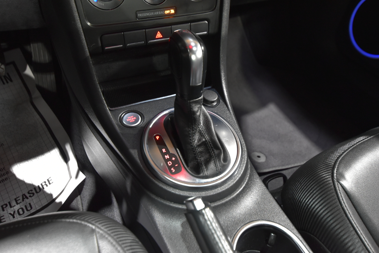 Volkswagen Beetle Coupe 2dr Auto 2.5L 2013