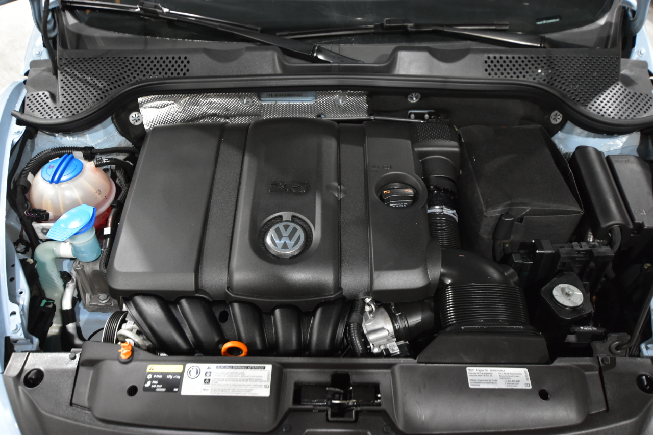 Volkswagen Beetle Coupe 2dr Auto 2.5L 2013