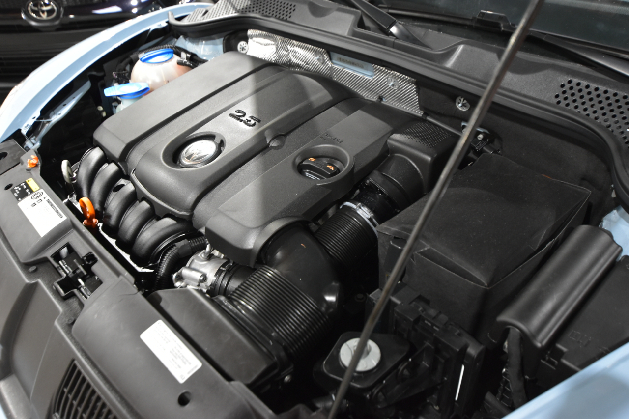 Volkswagen Beetle Coupe 2dr Auto 2.5L 2013