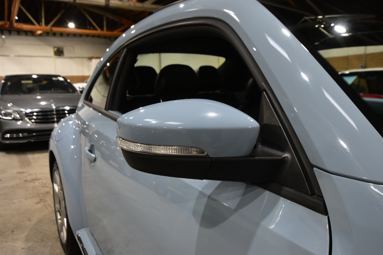 Volkswagen Beetle Coupe 2dr Auto 2.5L 2013