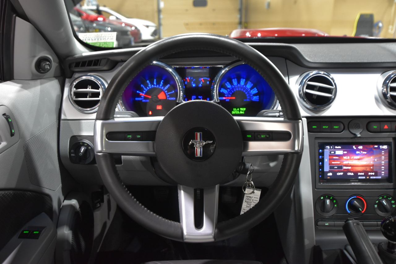 Ford Mustang 2dr Cpe GT Deluxe 2008