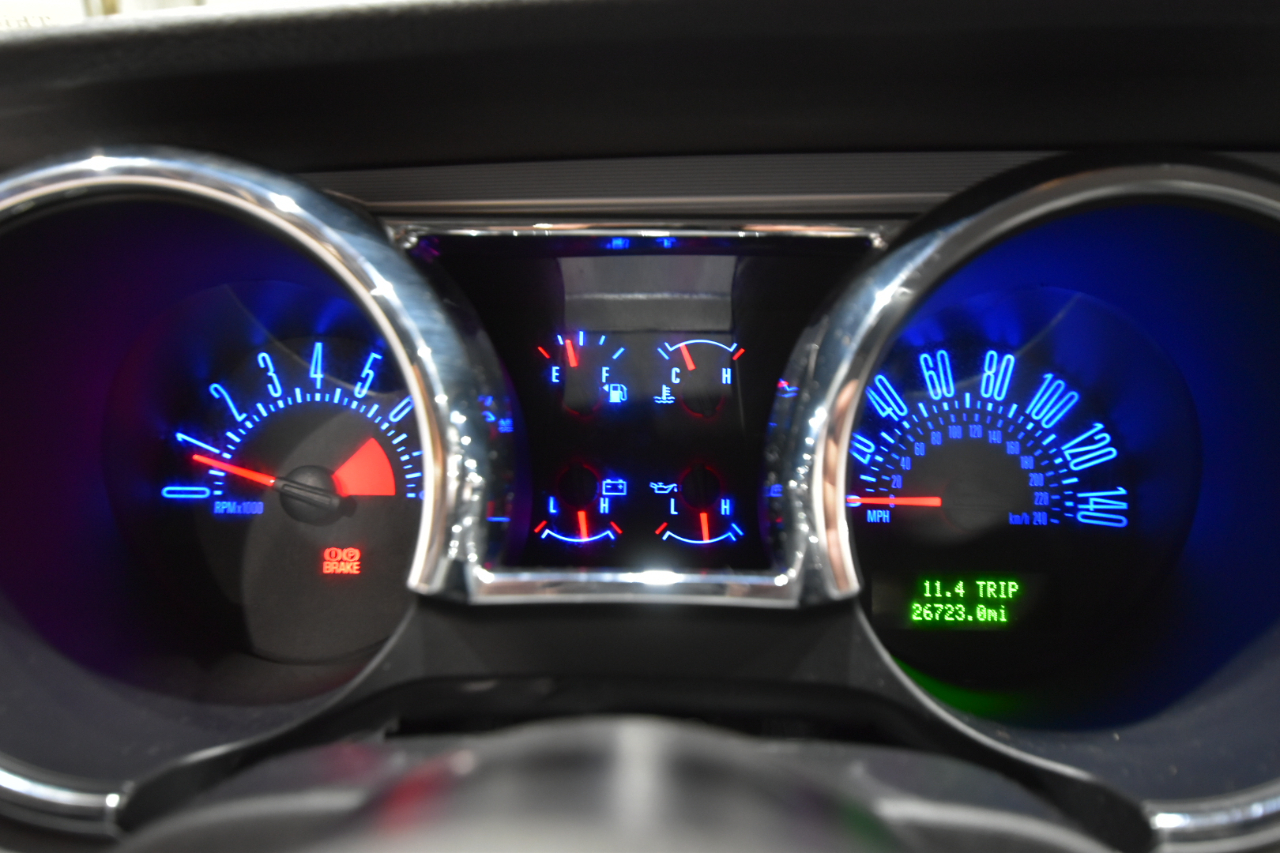 Ford Mustang 2dr Cpe GT Deluxe 2008