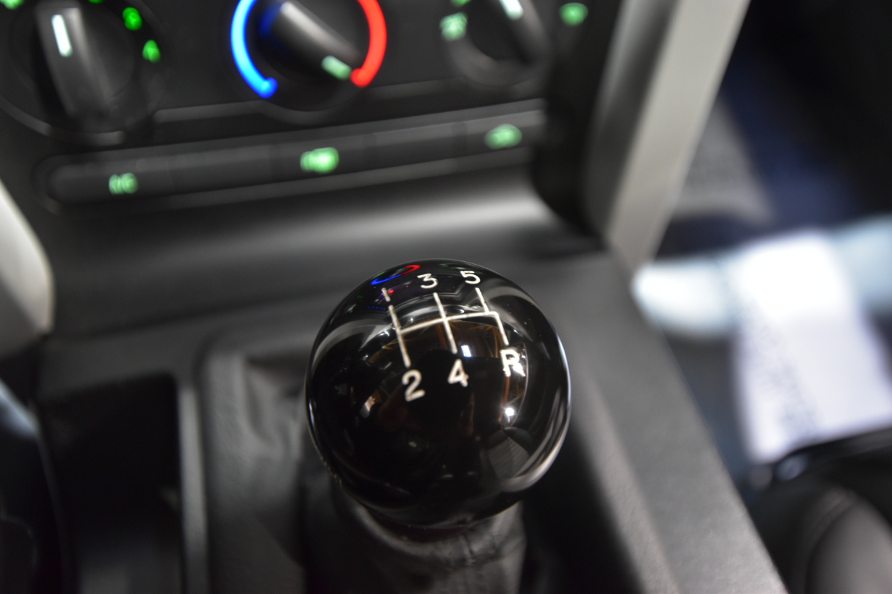 Ford Mustang 2dr Cpe GT Deluxe 2008