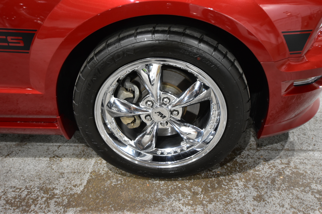 Ford Mustang 2dr Cpe GT Deluxe 2008