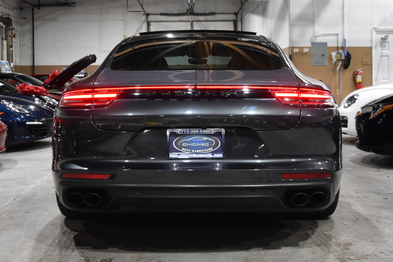 Porsche Panamera Turbo AWD 2018