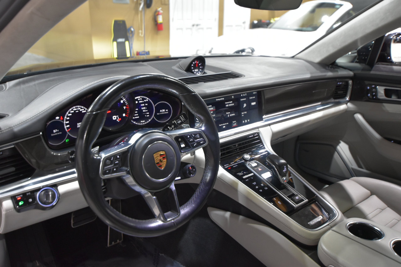 Porsche Panamera Turbo AWD 2018