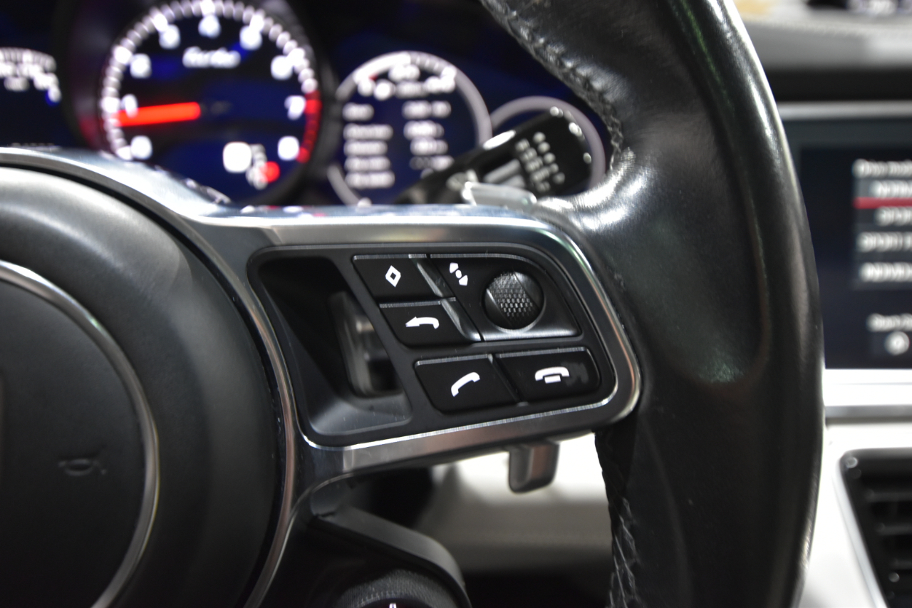 Porsche Panamera Turbo AWD 2018