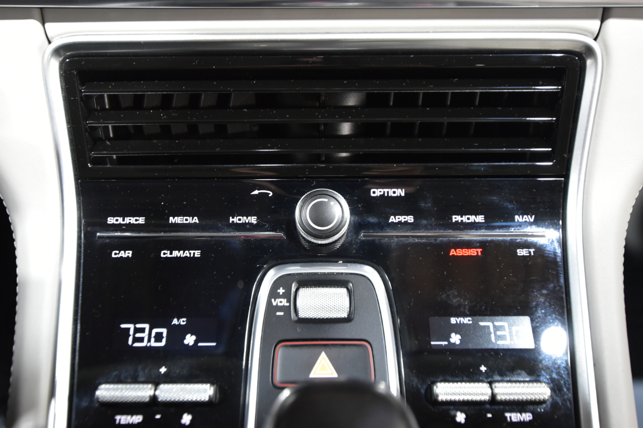 Porsche Panamera Turbo AWD 2018