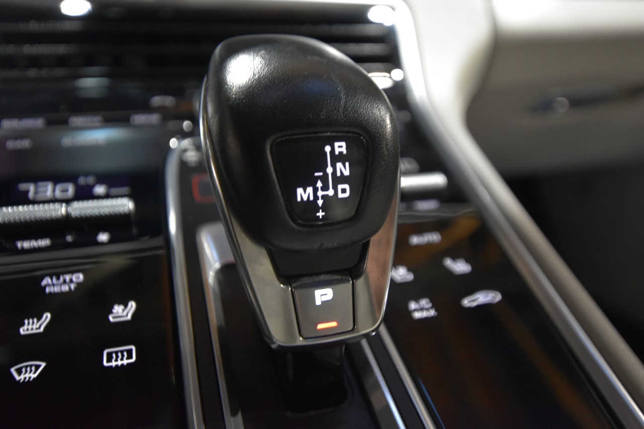 Porsche Panamera Turbo AWD 2018