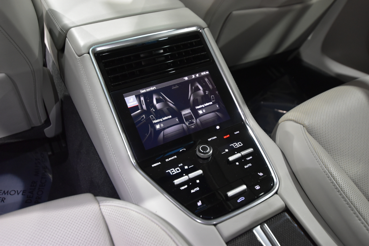 Porsche Panamera Turbo AWD 2018