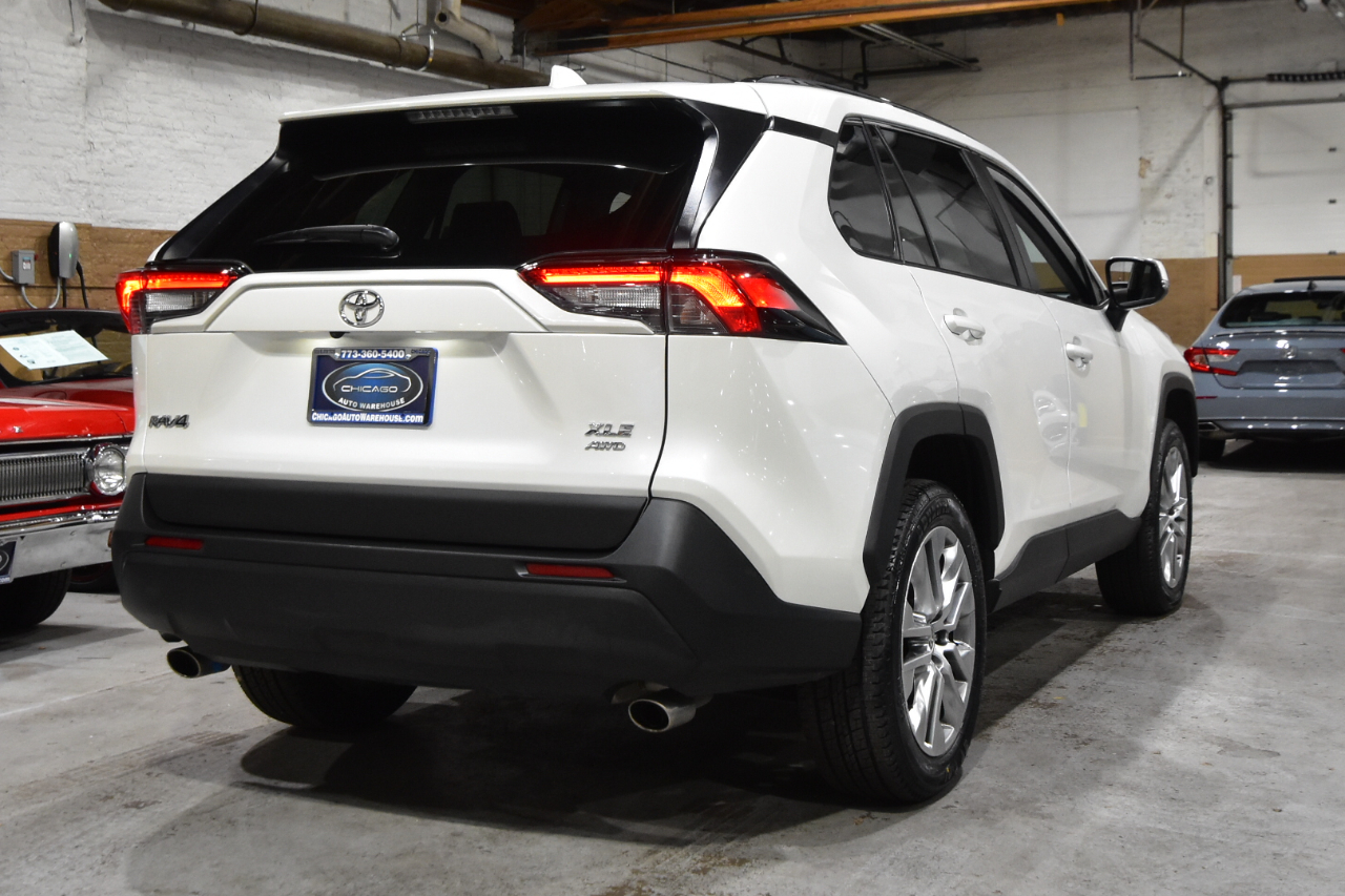 Toyota RAV4 XLE Premium AWD (Natl) 2022