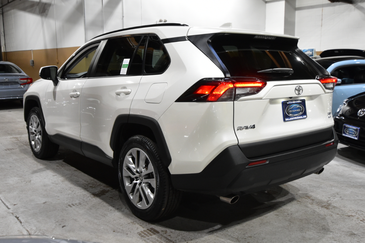 Toyota RAV4 XLE Premium AWD (Natl) 2022