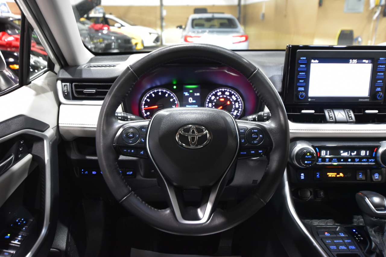 Toyota RAV4 XLE Premium AWD (Natl) 2022