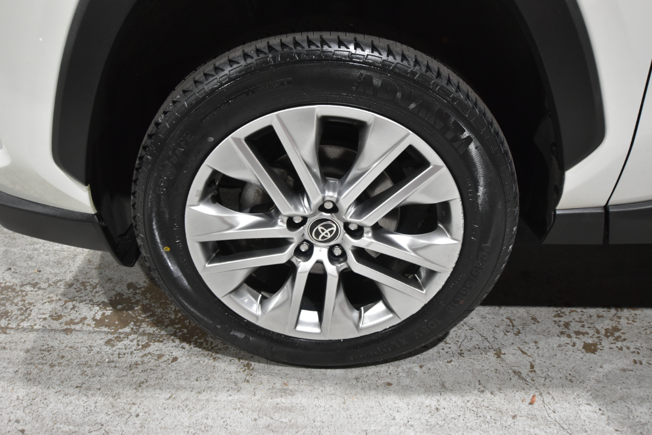 Toyota RAV4 XLE Premium AWD (Natl) 2022