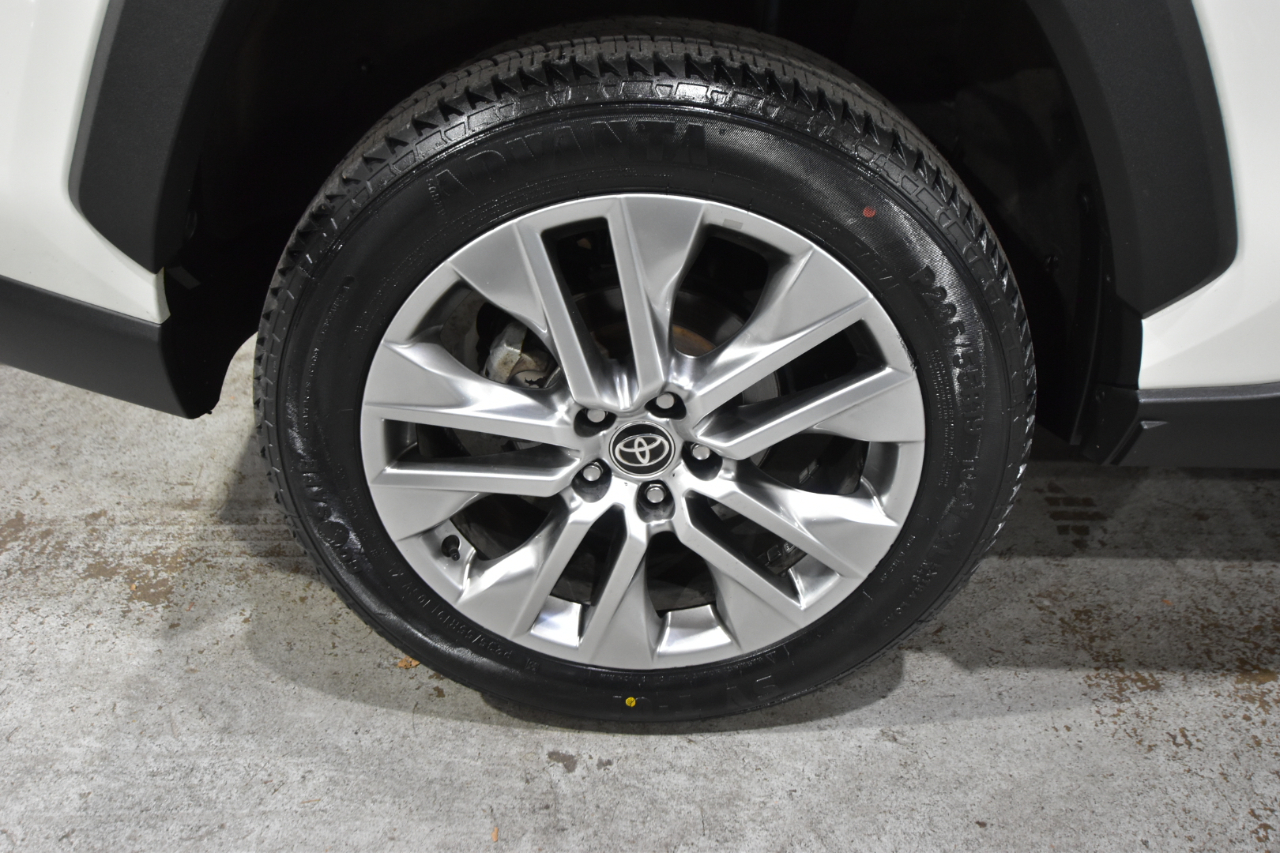 Toyota RAV4 XLE Premium AWD (Natl) 2022