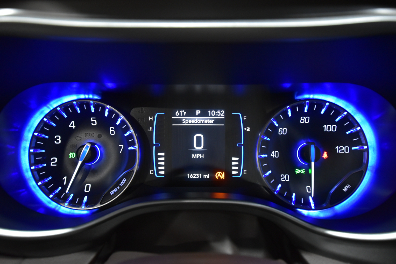 Chrysler Pacifica Touring L FWD 2019