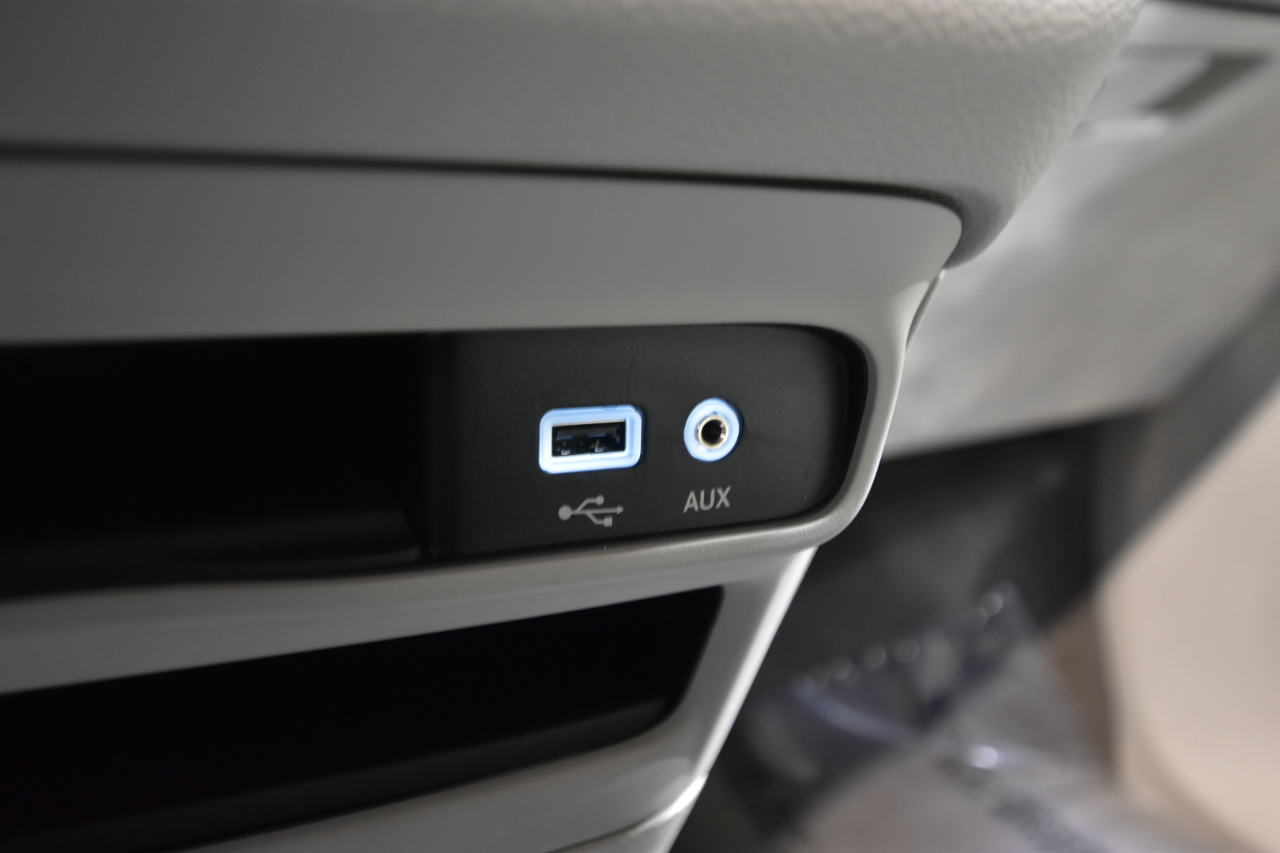 Chrysler Pacifica Touring L FWD 2019