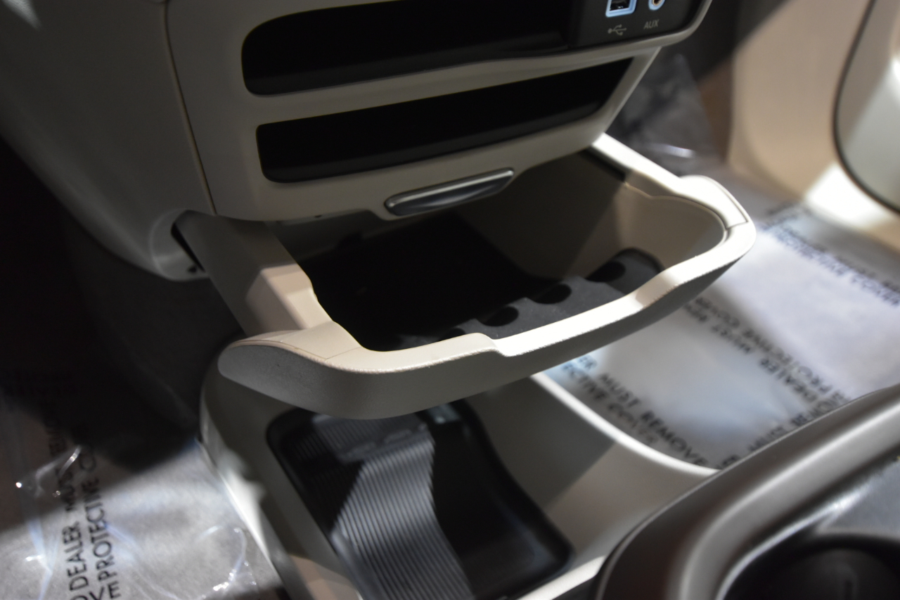 Chrysler Pacifica Touring L FWD 2019