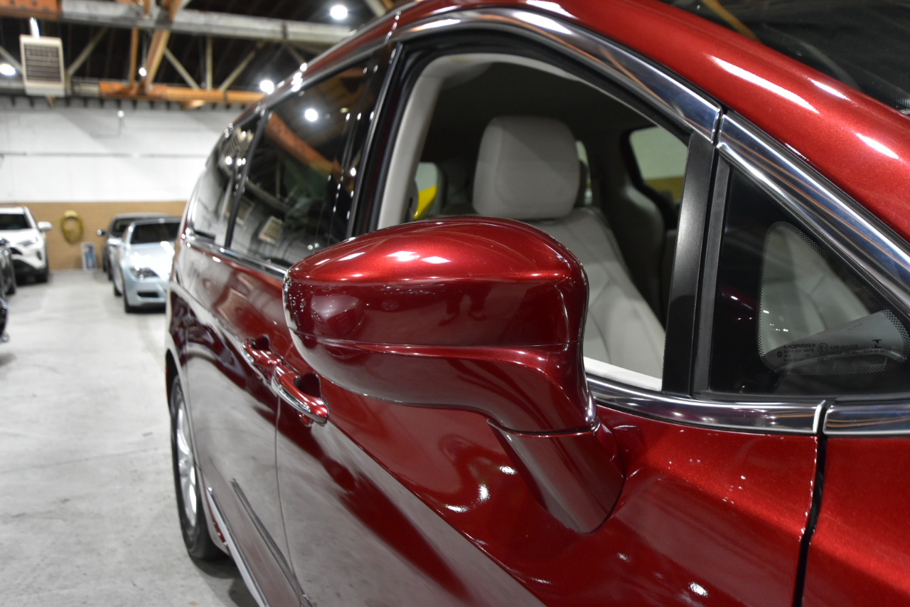 Chrysler Pacifica Touring L FWD 2019