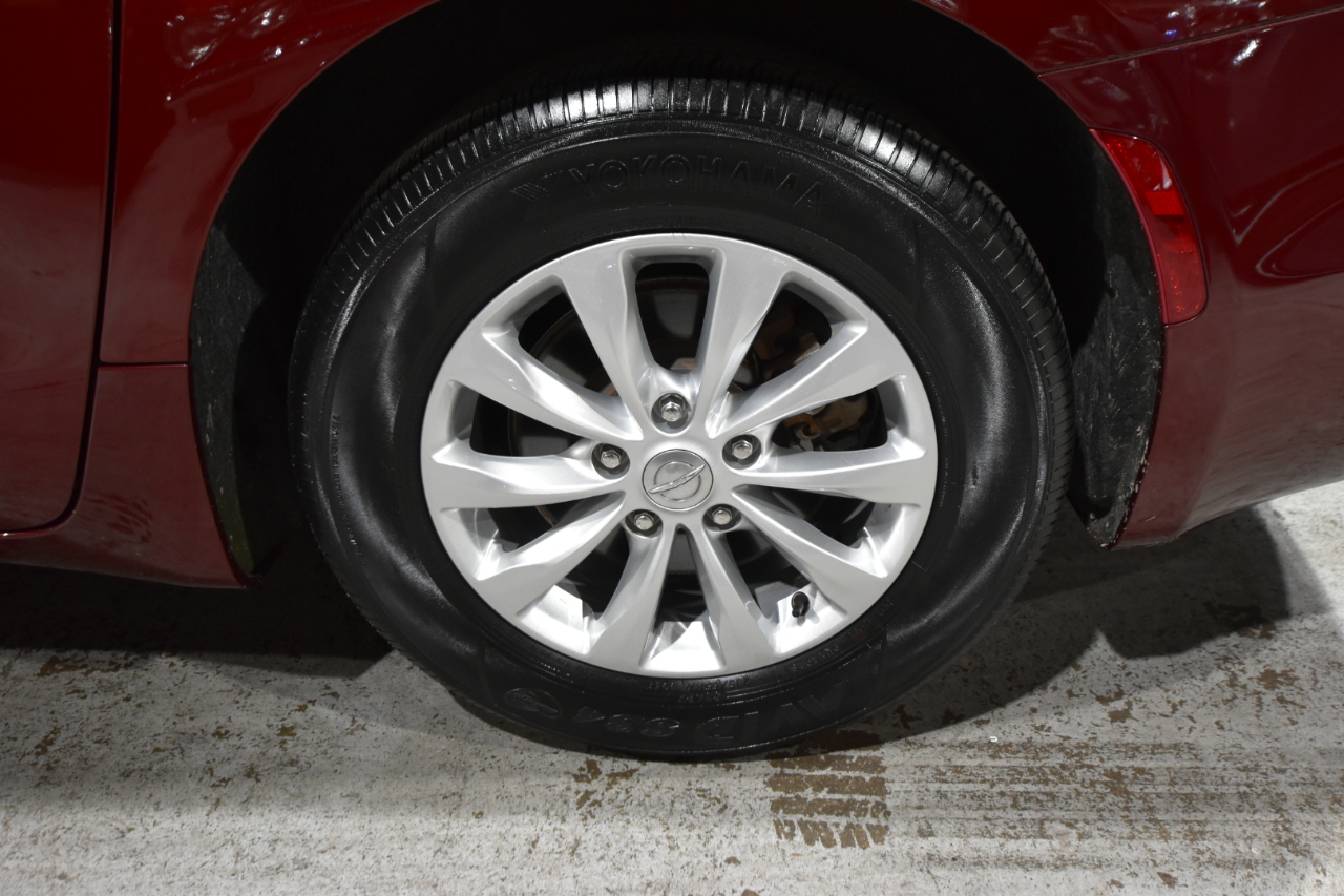 Chrysler Pacifica Touring L FWD 2019