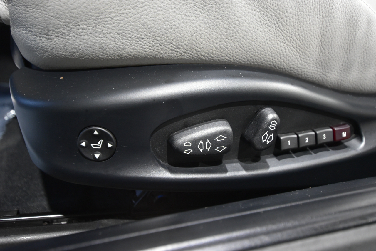 BMW 6 Series 2dr Conv M6 2008