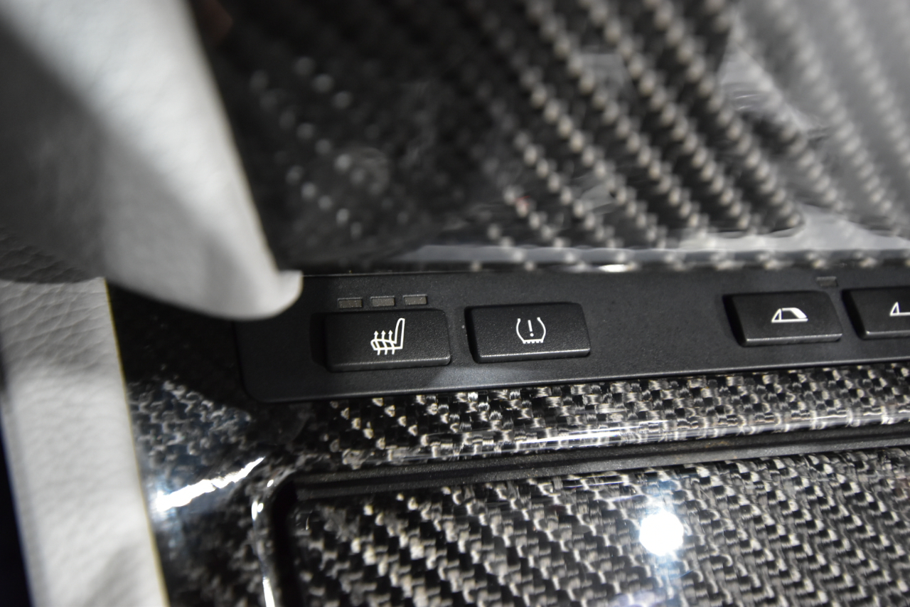 BMW 6 Series 2dr Conv M6 2008