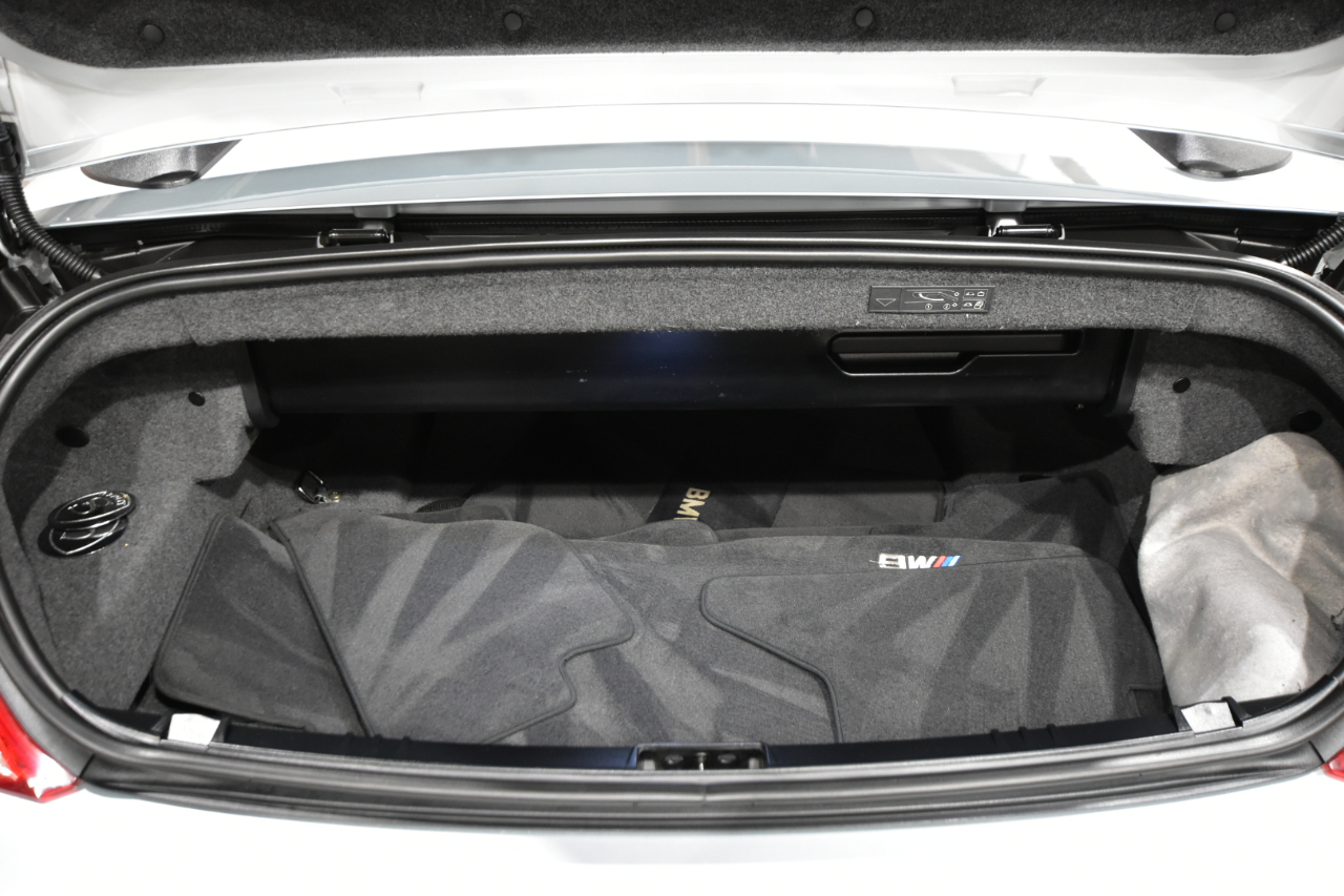 BMW 6 Series 2dr Conv M6 2008