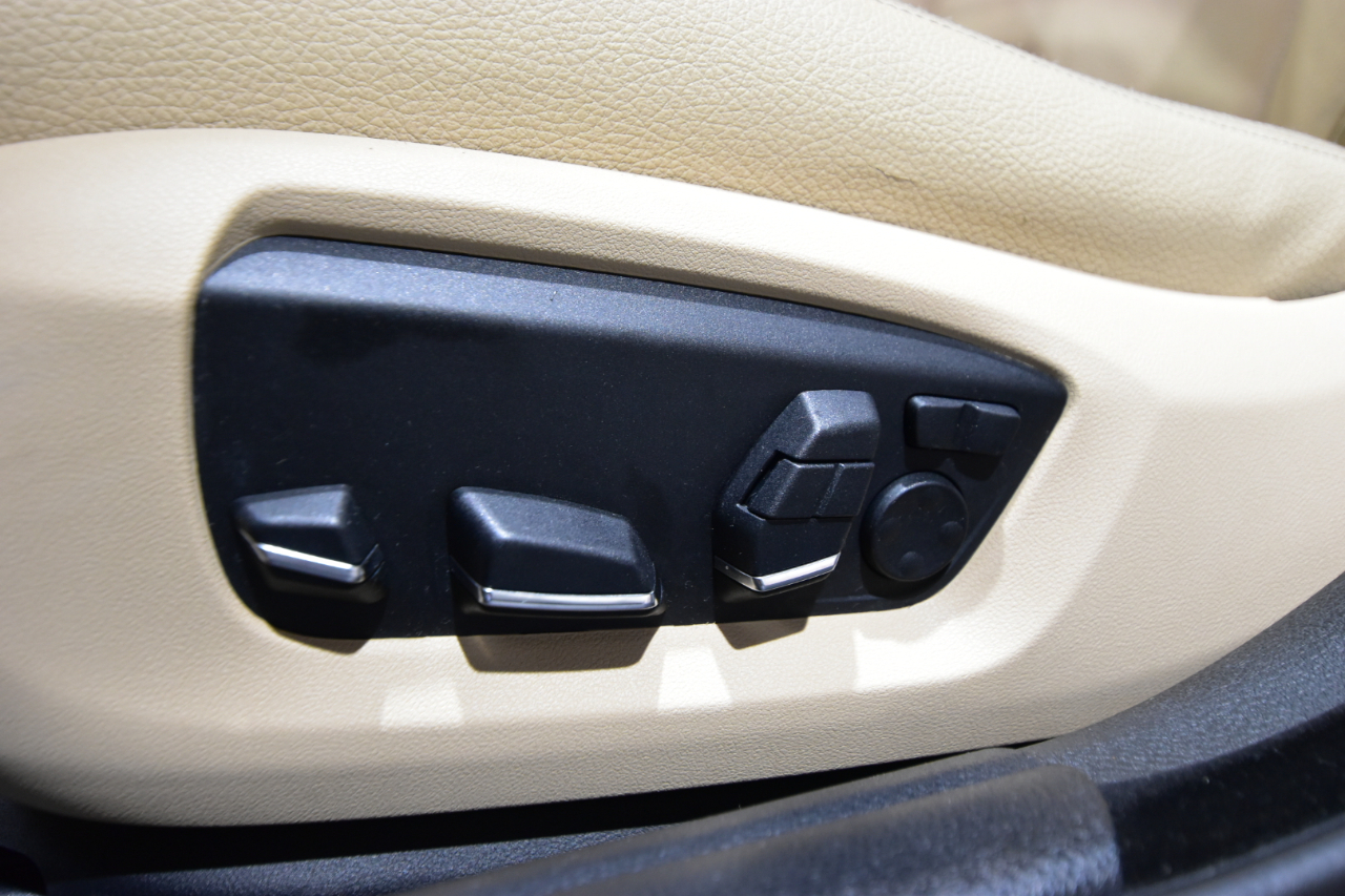 BMW 5 Series 4dr Sdn 535d xDrive AWD 2016