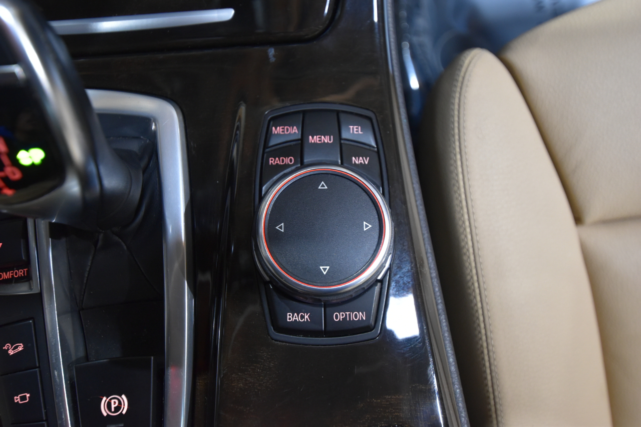 BMW 5 Series 4dr Sdn 535d xDrive AWD 2016