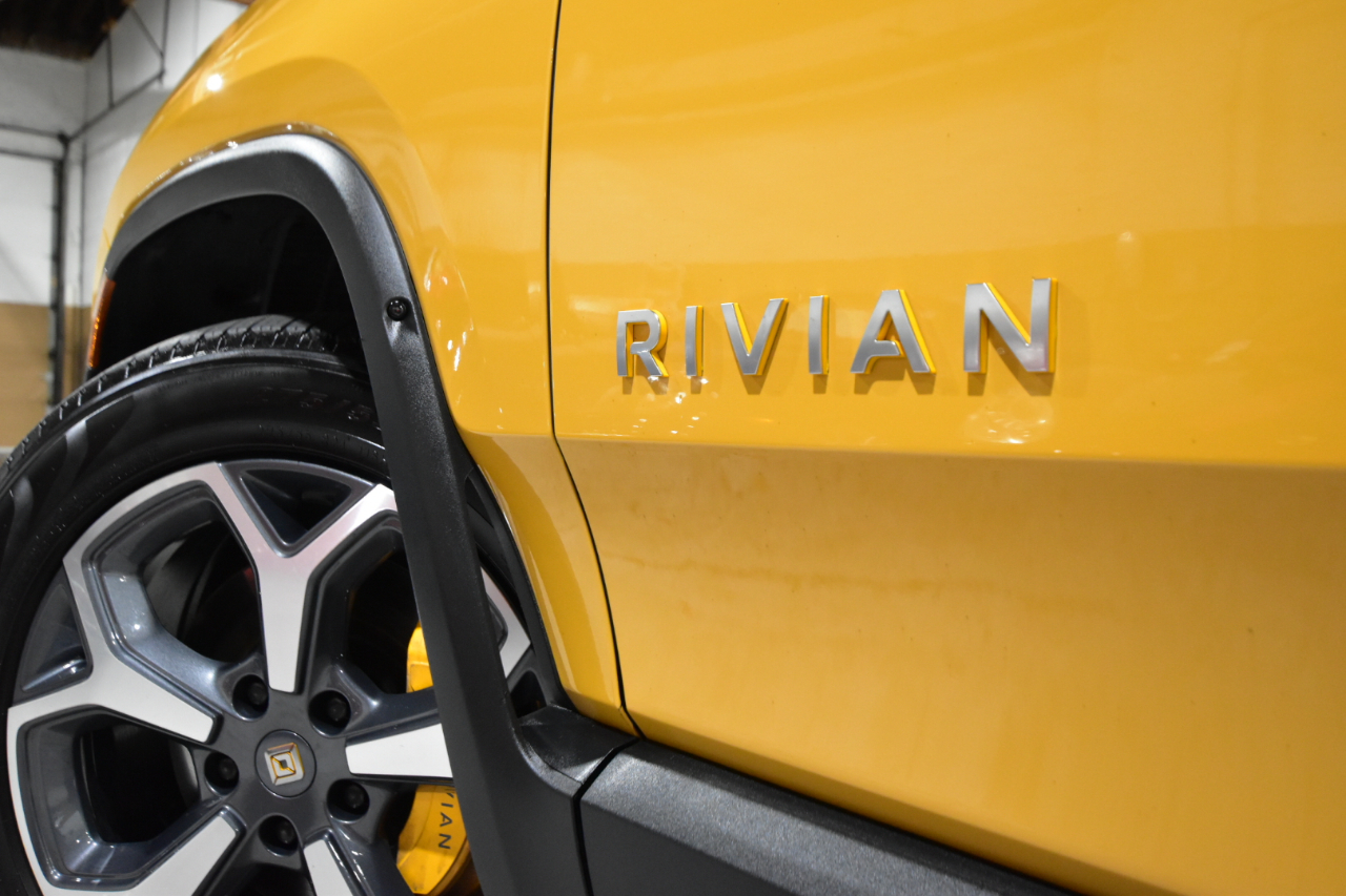 Rivian R1T Adventure Package AWD 2022