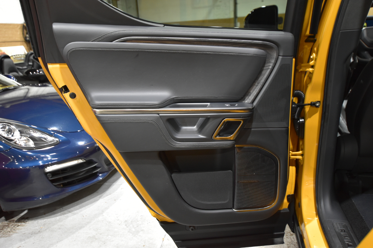 Rivian R1T Adventure Package AWD 2022