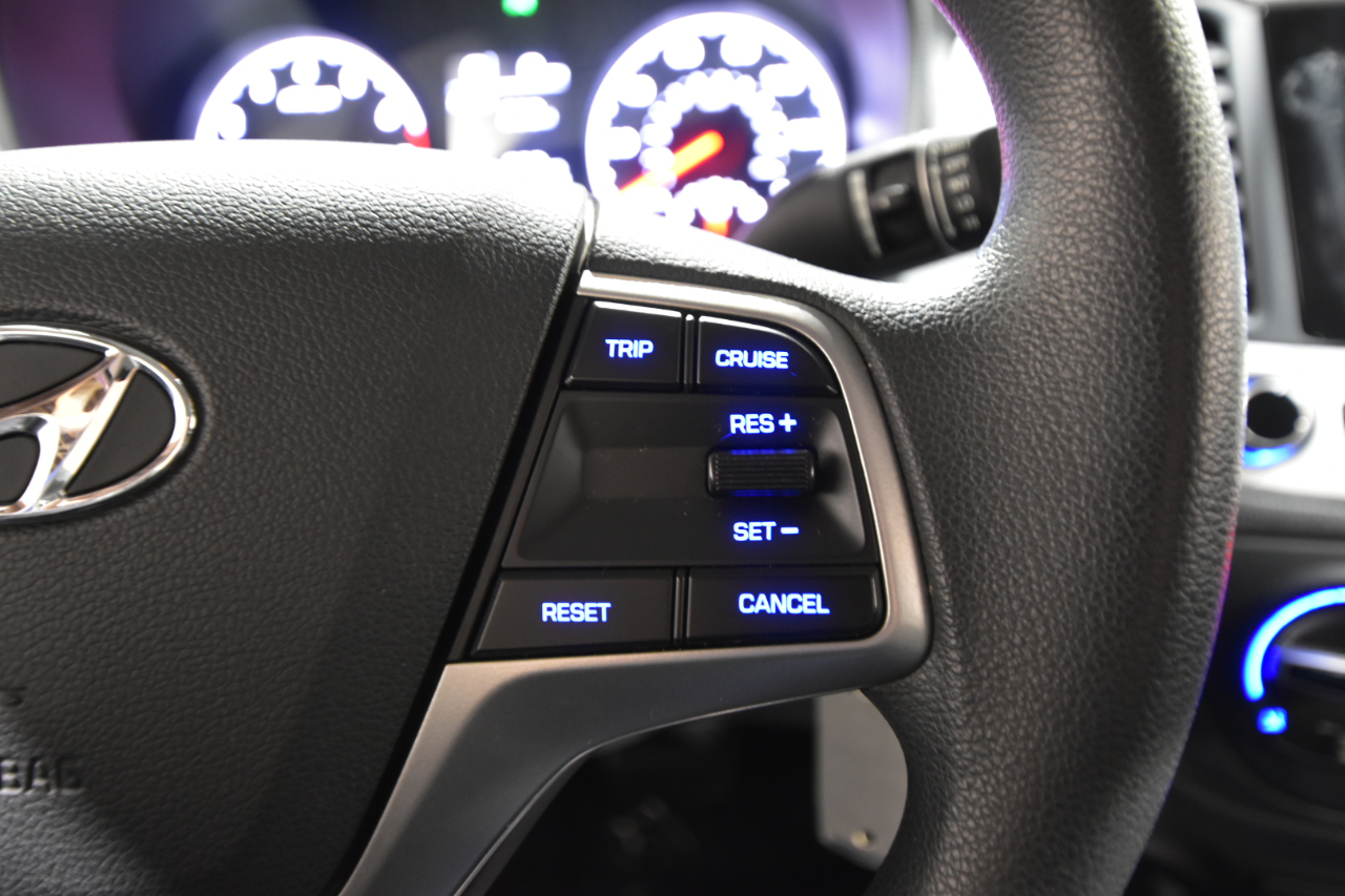 Hyundai Accent SE Sedan IVT 2021