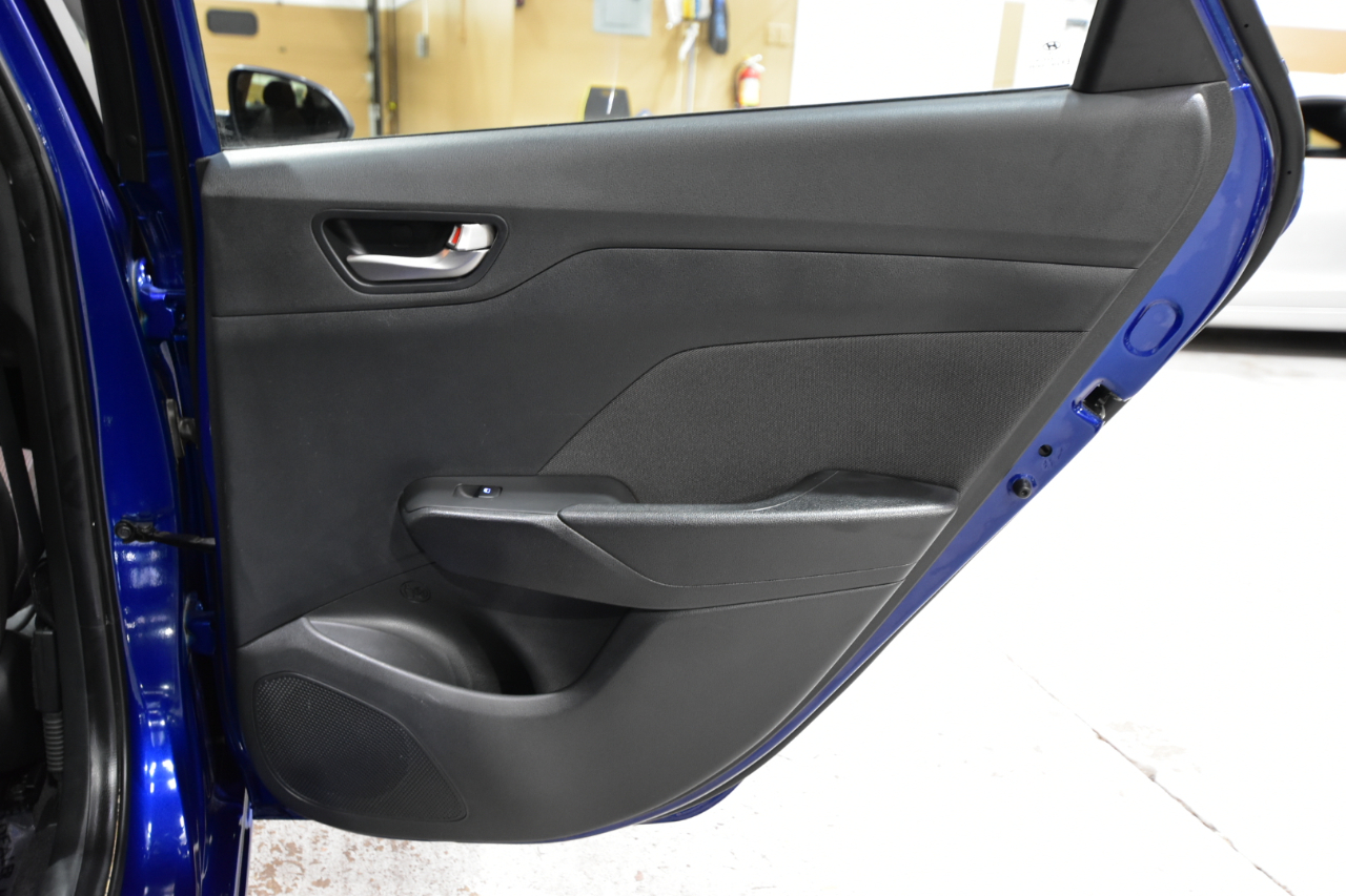 Hyundai Accent SE Sedan IVT 2021