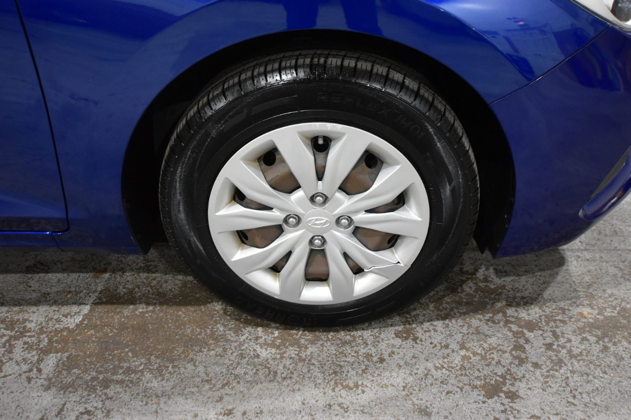 Hyundai Accent SE Sedan IVT 2021