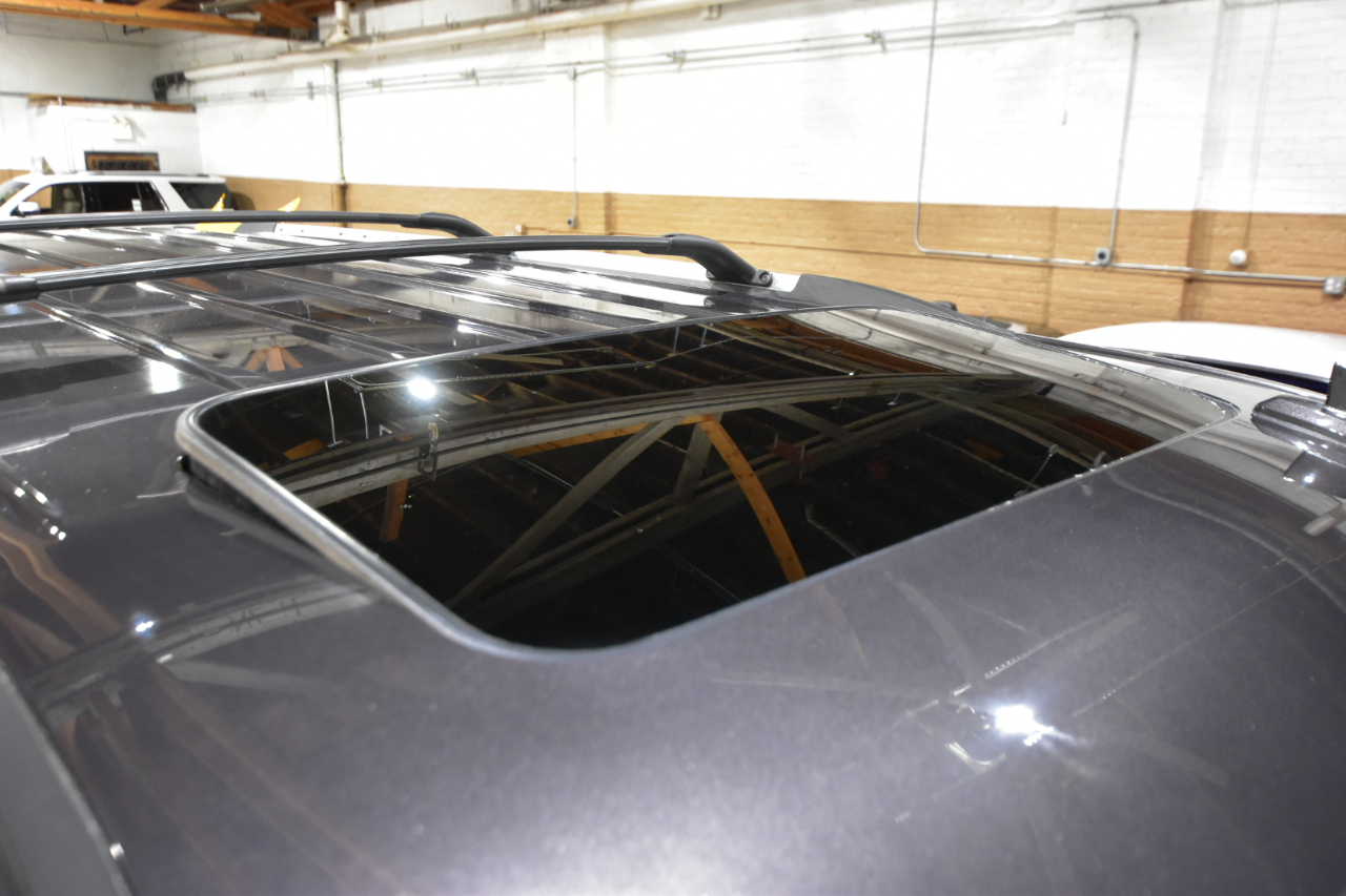 Chevrolet Suburban 4WD 4dr 1500 LTZ 2016