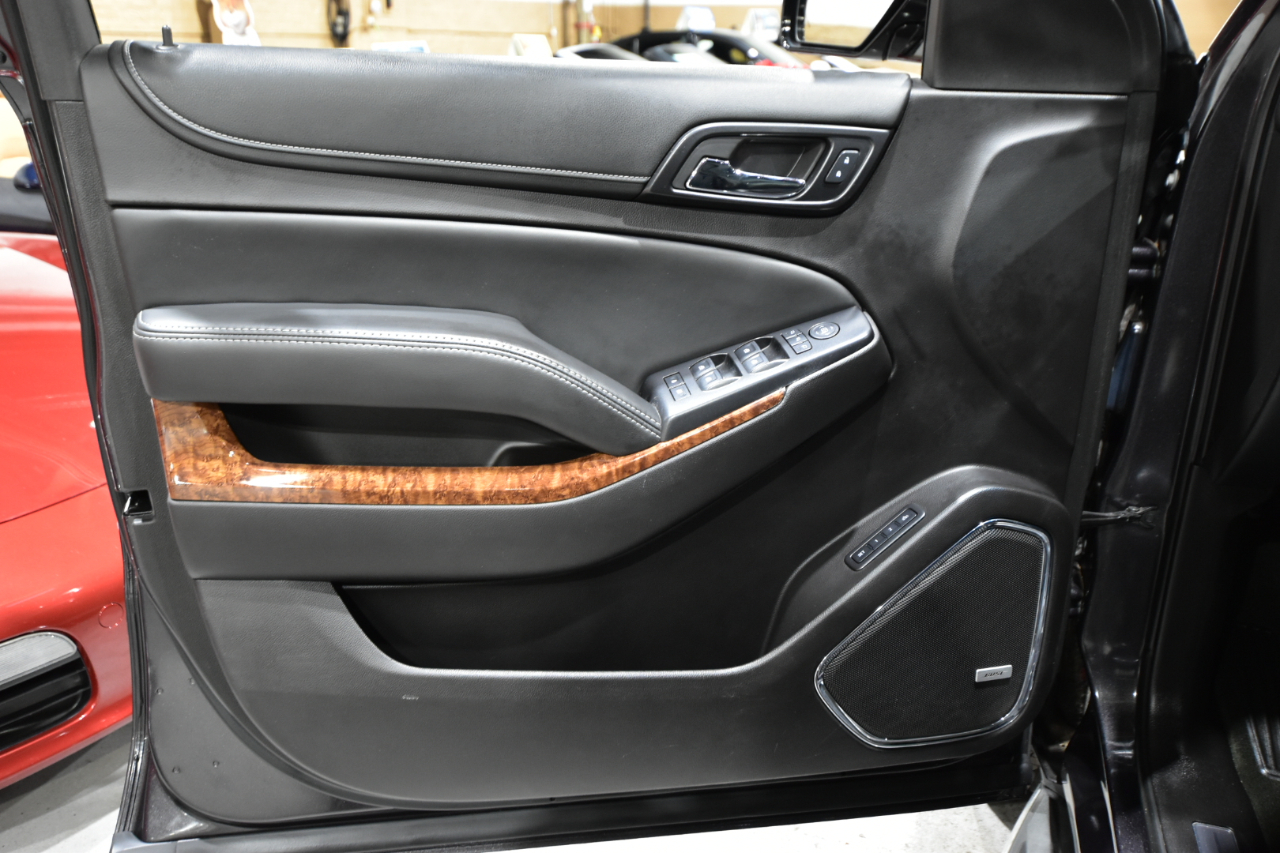 Chevrolet Suburban 4WD 4dr 1500 LTZ 2016