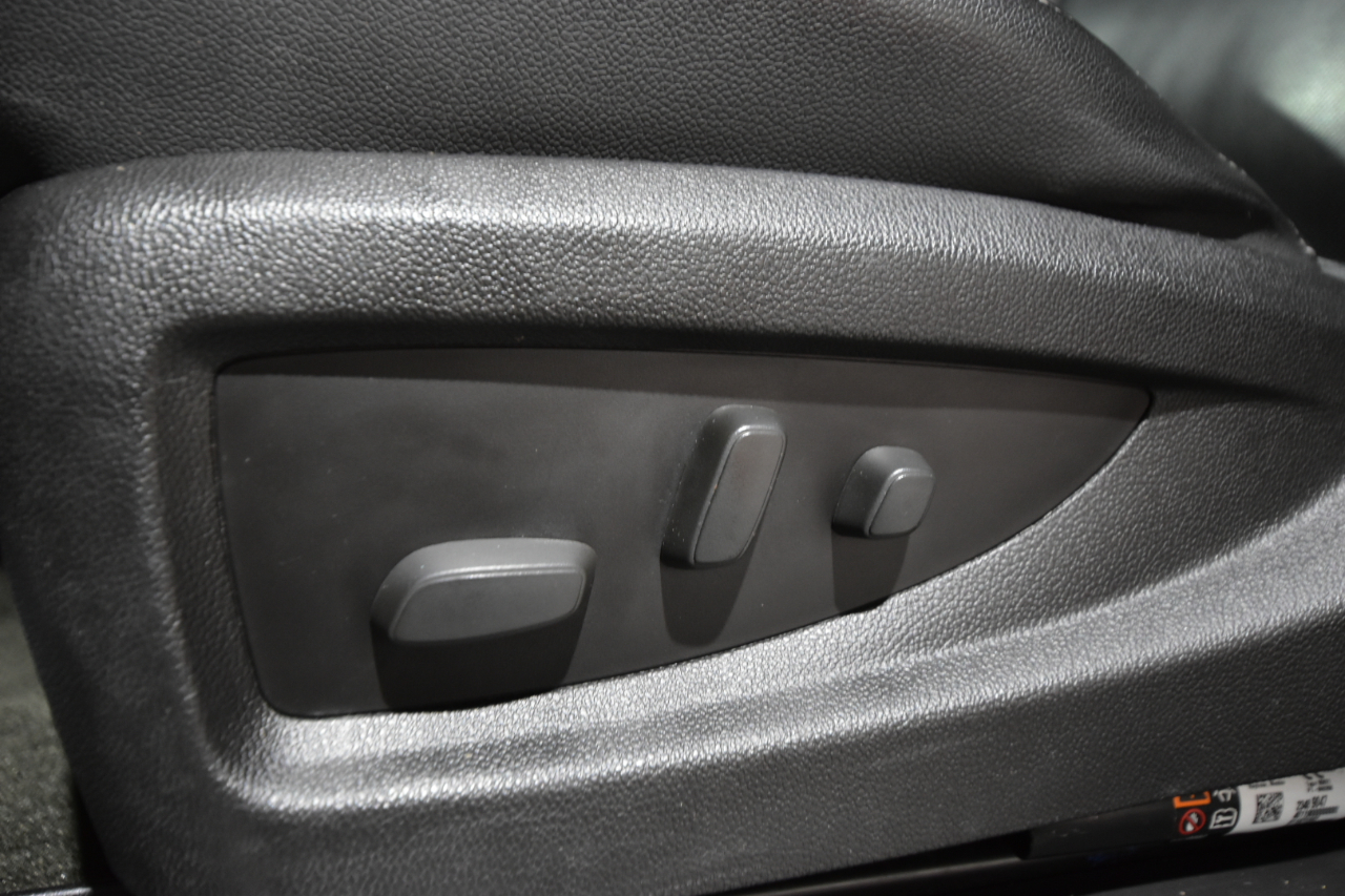 Chevrolet Suburban 4WD 4dr 1500 LTZ 2016