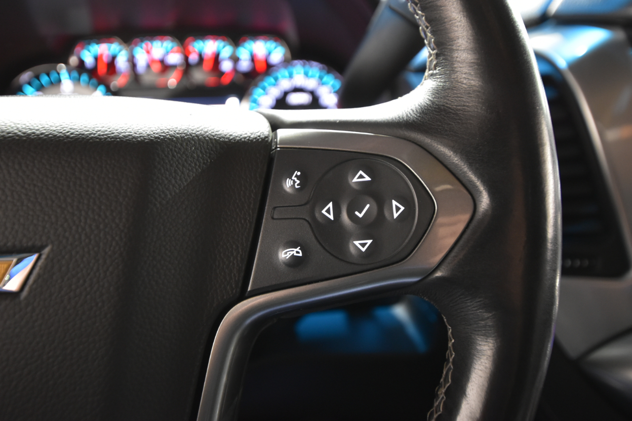 Chevrolet Suburban 4WD 4dr 1500 LTZ 2016