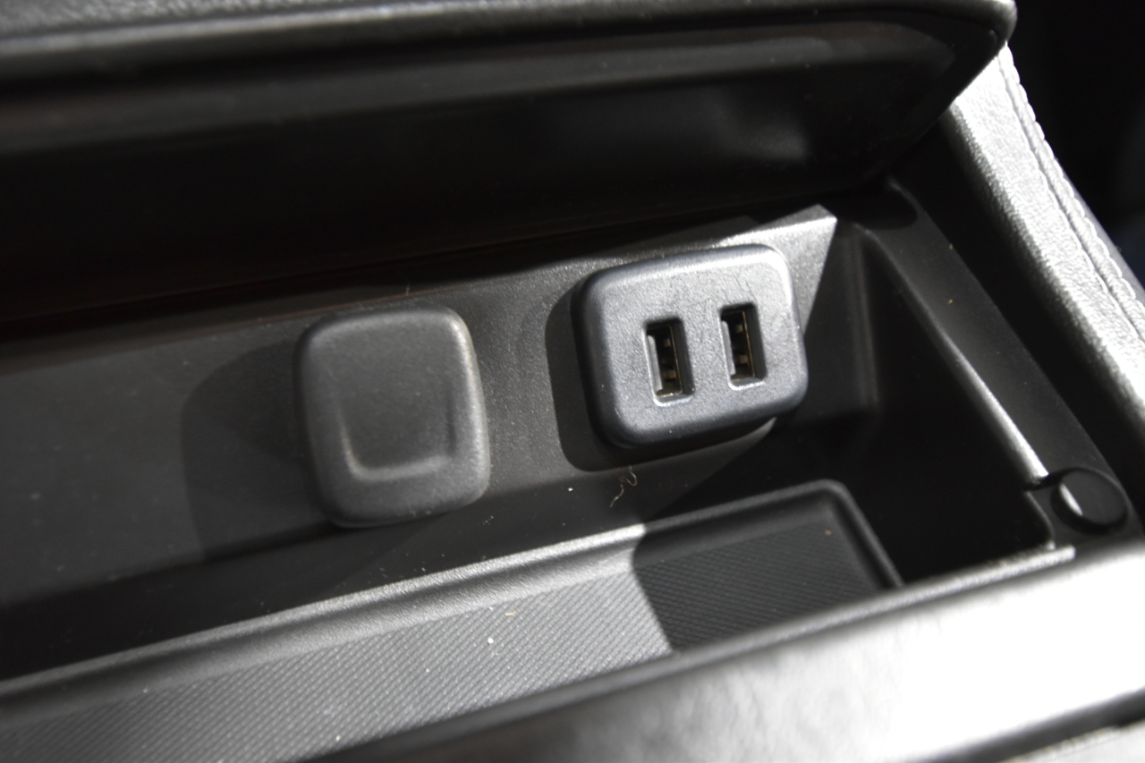 Chevrolet Suburban 4WD 4dr 1500 LTZ 2016