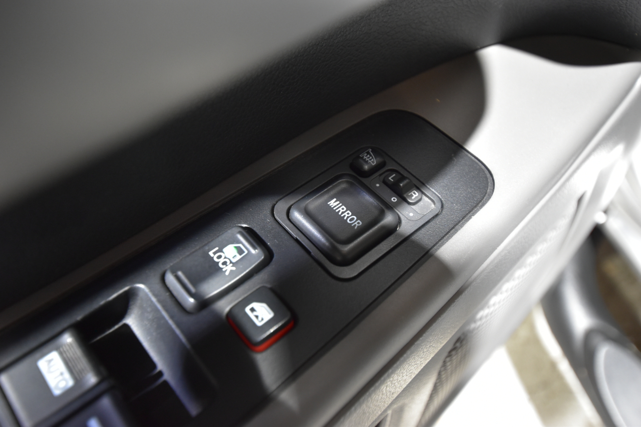 Honda Ridgeline 4WD Crew Cab RTL 2011