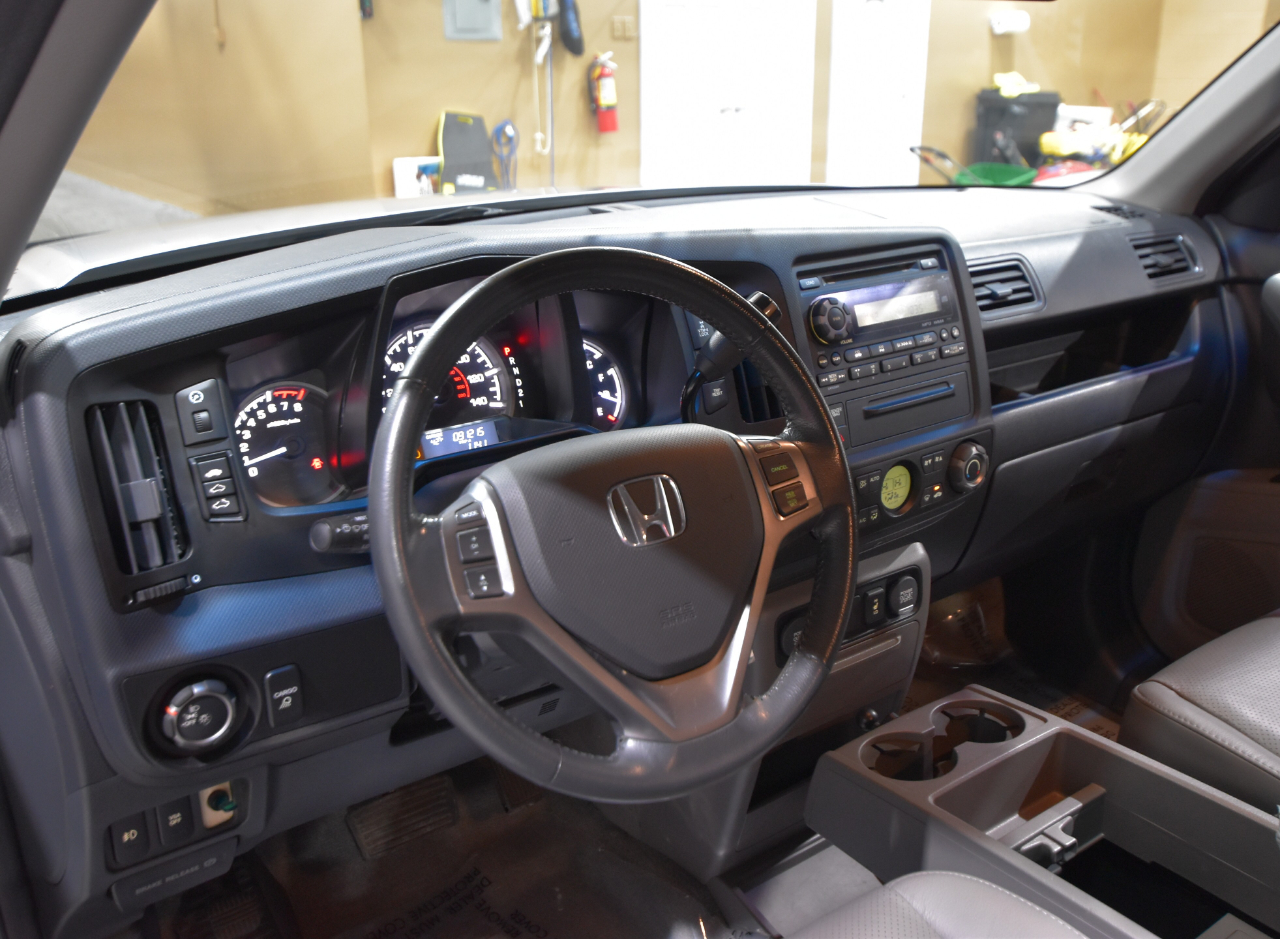 Honda Ridgeline 4WD Crew Cab RTL 2011
