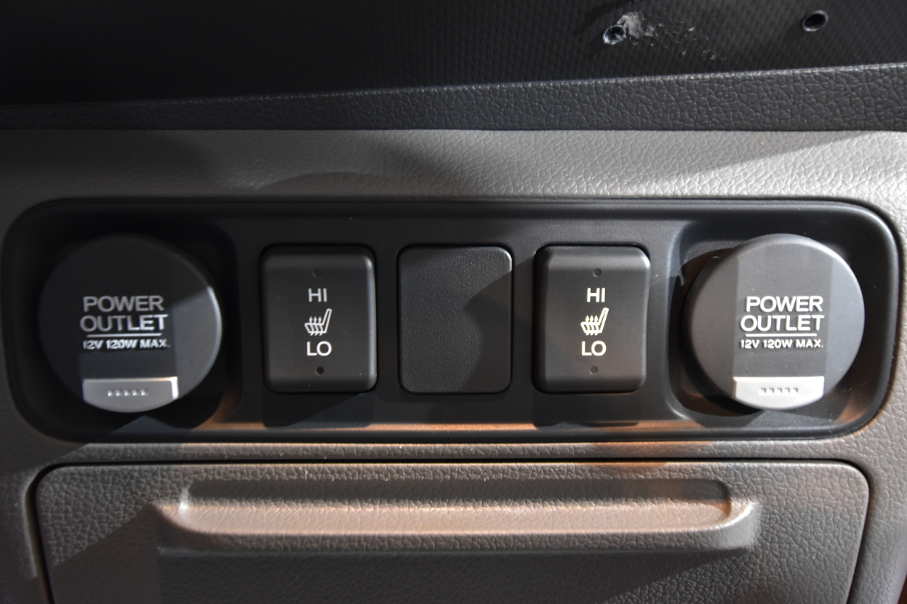 Honda Ridgeline 4WD Crew Cab RTL 2011