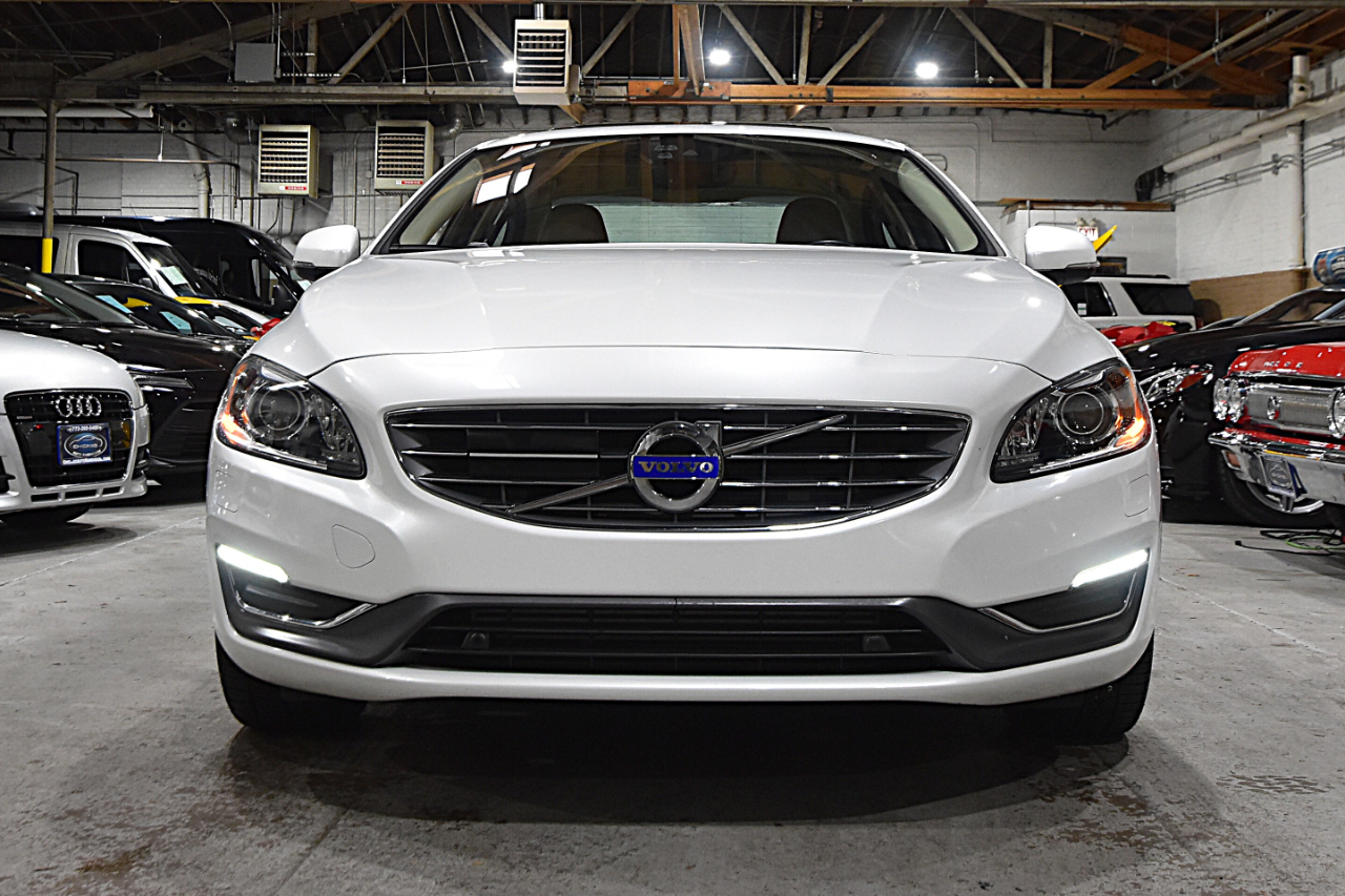 Volvo S60 Inscription 4dr Sdn T5 Platinum AWD 2016