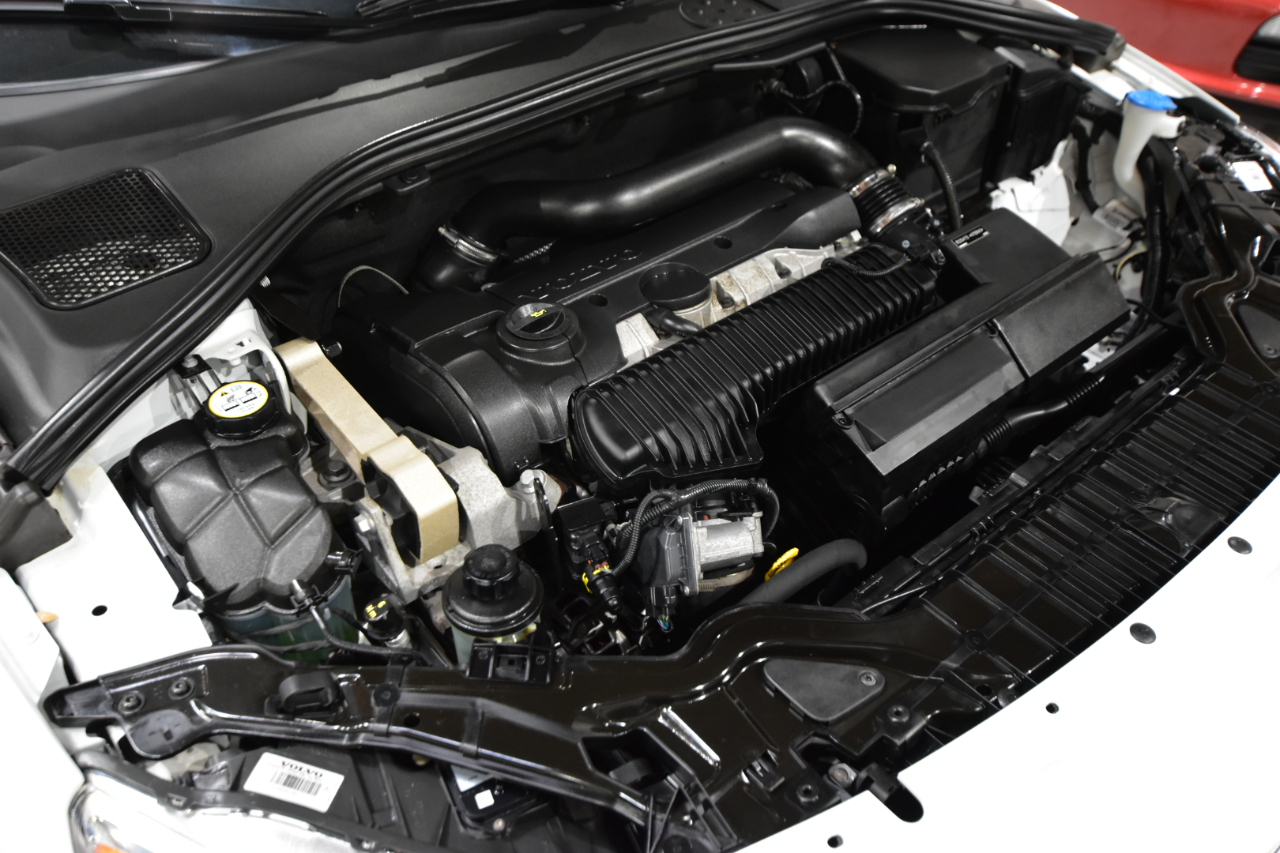 Volvo S60 Inscription 4dr Sdn T5 Platinum AWD 2016