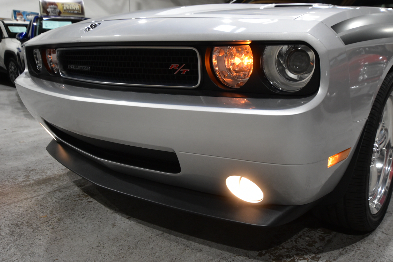 Dodge Challenger 2dr Cpe R/T Classic 2009