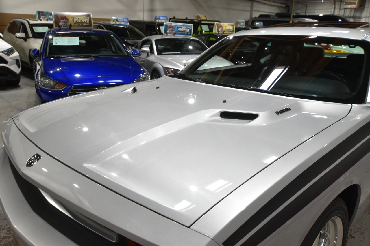 Dodge Challenger 2dr Cpe R/T Classic 2009