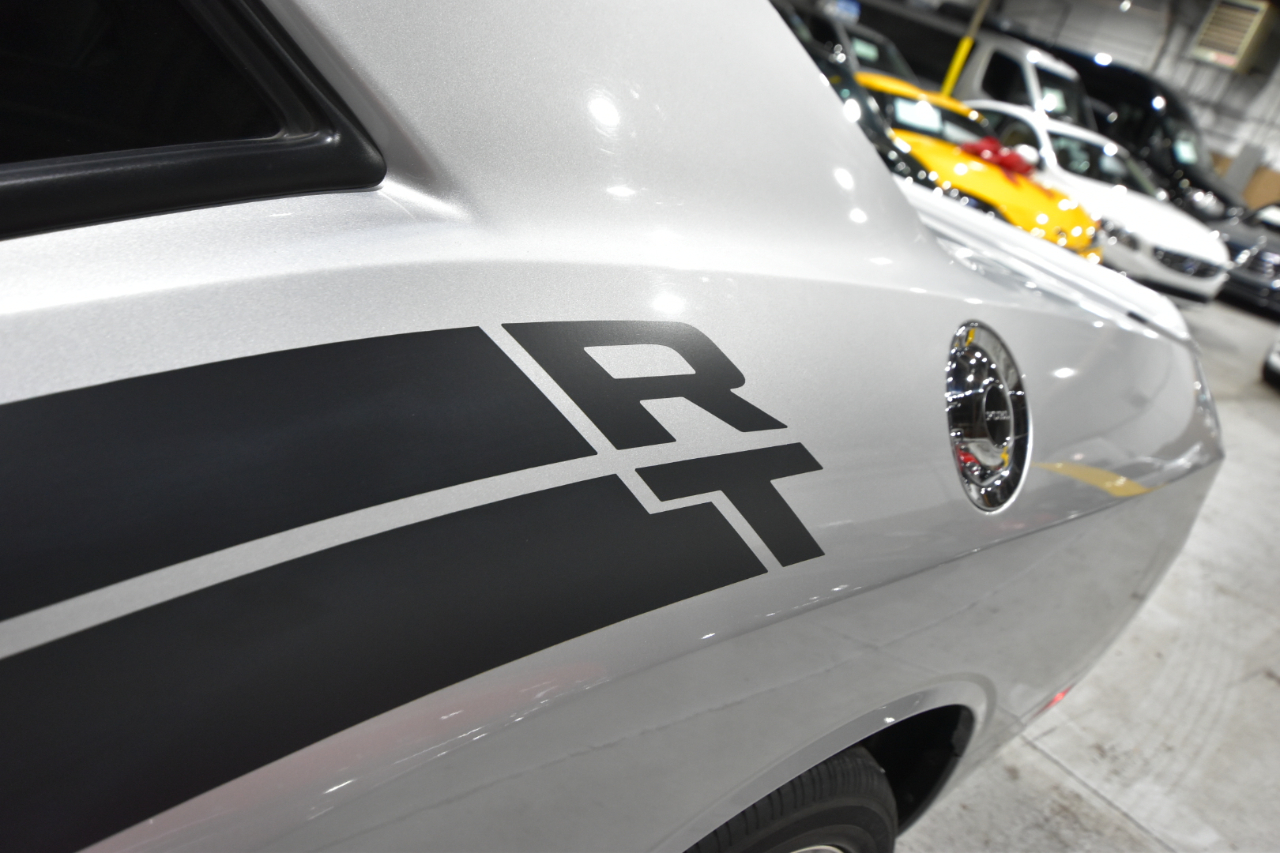 Dodge Challenger 2dr Cpe R/T Classic 2009