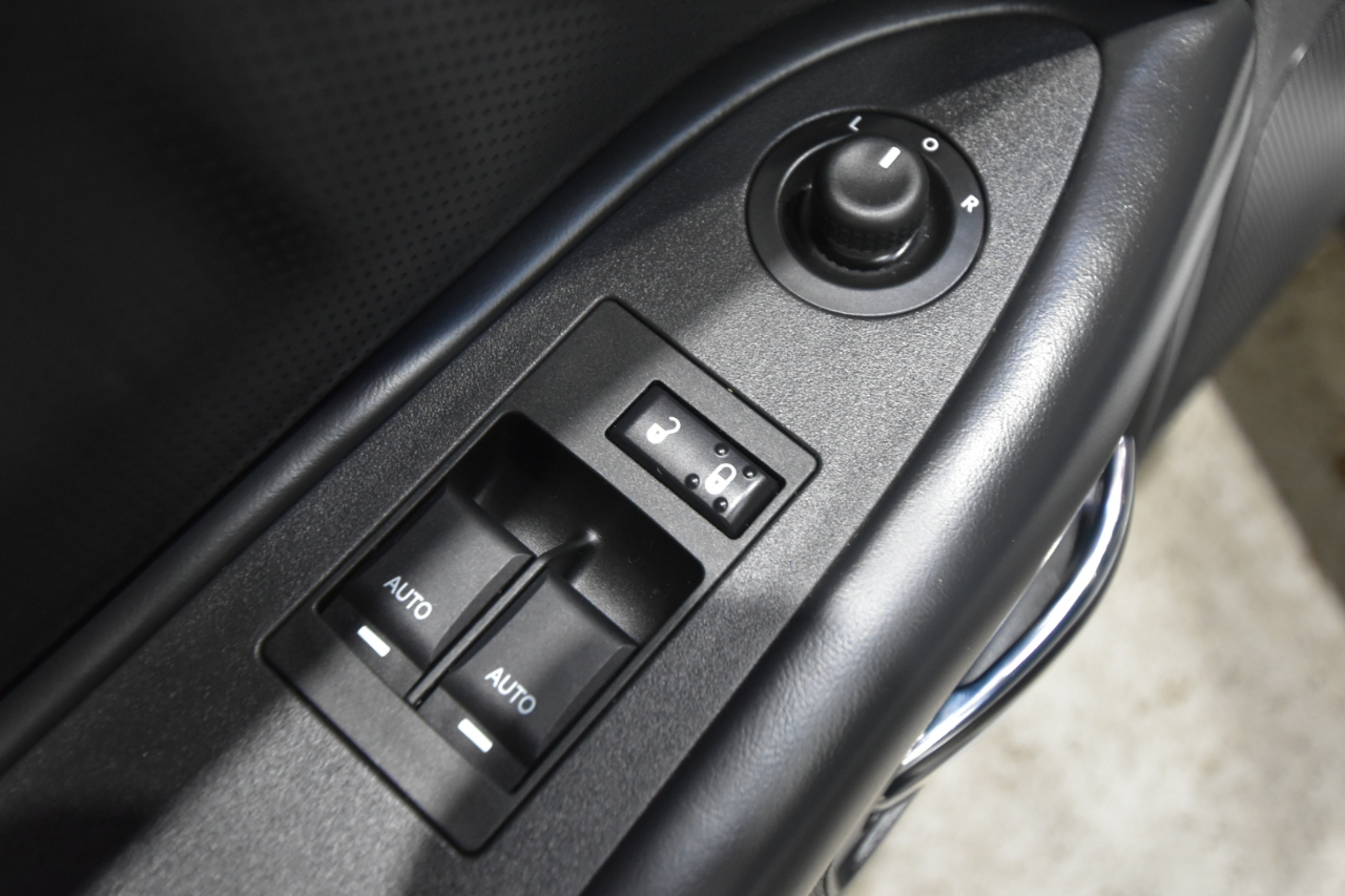 Dodge Challenger 2dr Cpe R/T Classic 2009