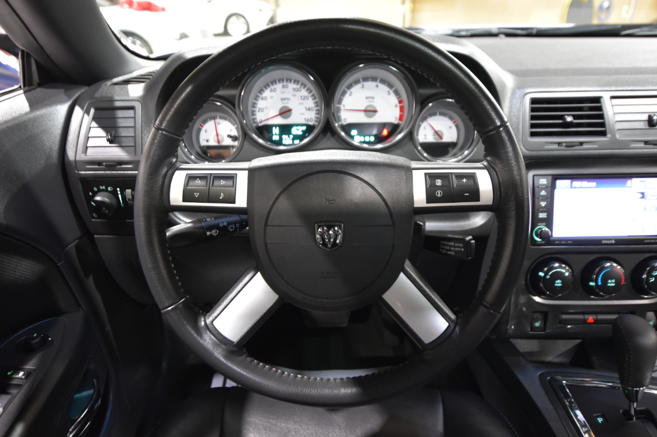 Dodge Challenger 2dr Cpe R/T Classic 2009