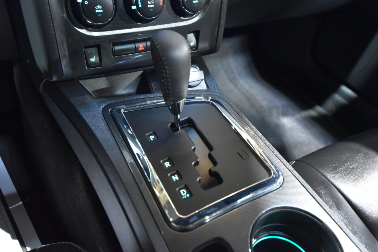 Dodge Challenger 2dr Cpe R/T Classic 2009